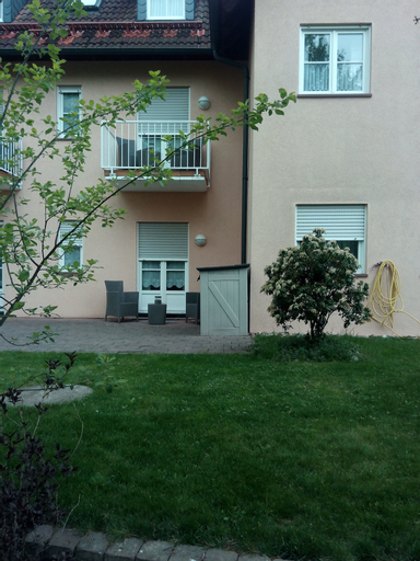 Exterior & Views 18
