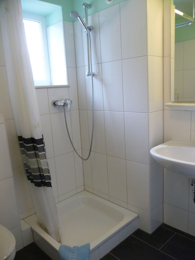 Bathroom 5, Hotel Hansehus Süd, Hamburg