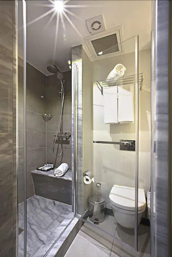 Bathroom 5, Akoni Hotel, Ümraniye