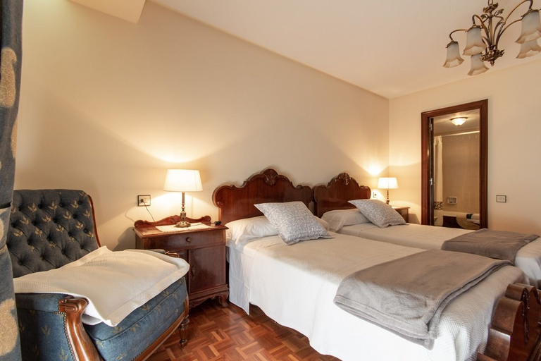 Bedroom 2, Te vas a enamorar de mi piso céntrico, Asturias