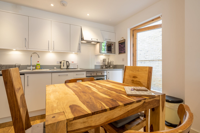 Others 5, Gold Rush Apartments, Cambridgeshire