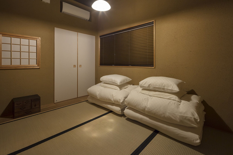 Bedroom 2, THE MACHIYA VILLA: Sanjo Shirakawa Koji, Kyoto