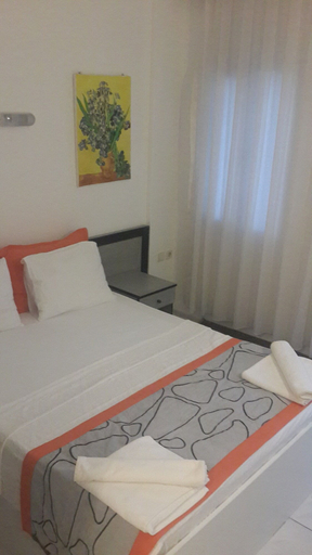 Bedroom 2, Cemre Hotel, Bodrum