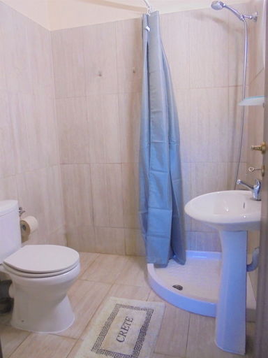Bathroom 3, Yannis Residences, Crete