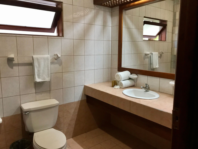 Bathroom 3, Nandel Beach Resort, La Cruz