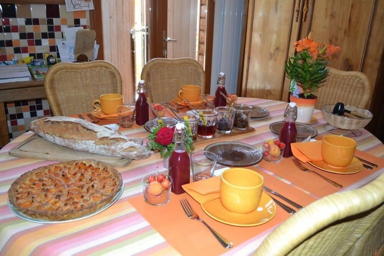 Food & Drinks 4, La Fleur de Vigne - Maison D'Hotes, Charente
