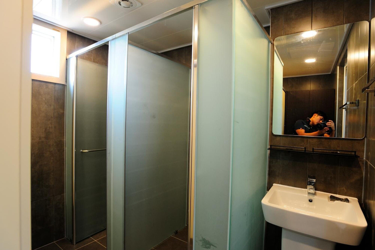 Bathroom 3, Hannah Guest House - Hostel, Jeju