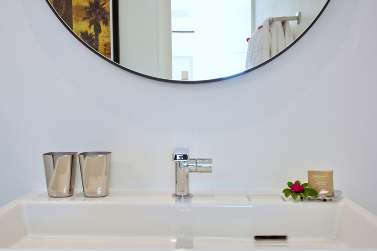 Bathroom 5, The Liming Bequia