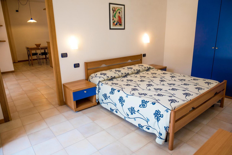 Bedroom 2, Riviera Residence, Lucca