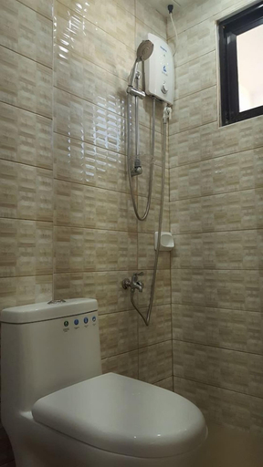 Bathroom 3, Hotel Zenturia, Boac