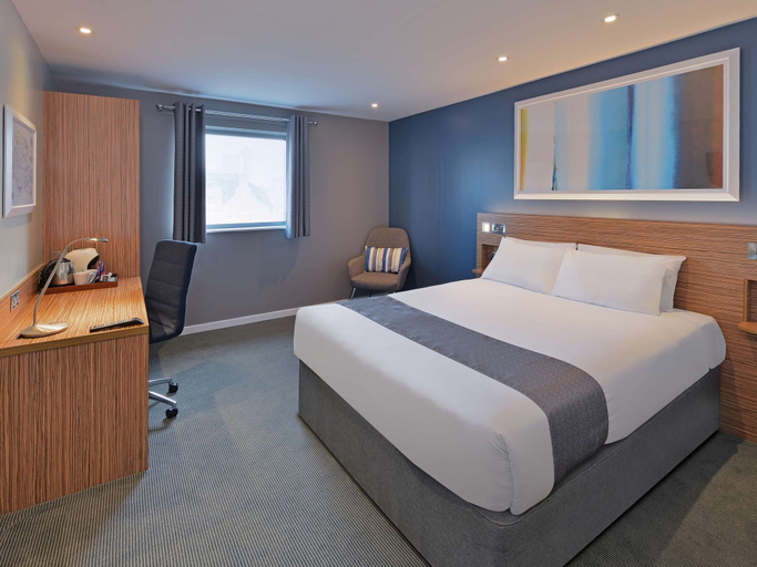 Bedroom 3, Travelodge London Central Southwark, London