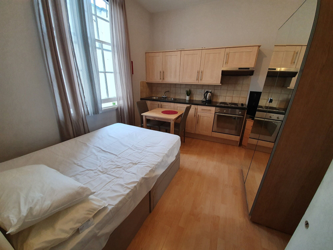 Others 4, Studio Apartment in South Kensington 3, London