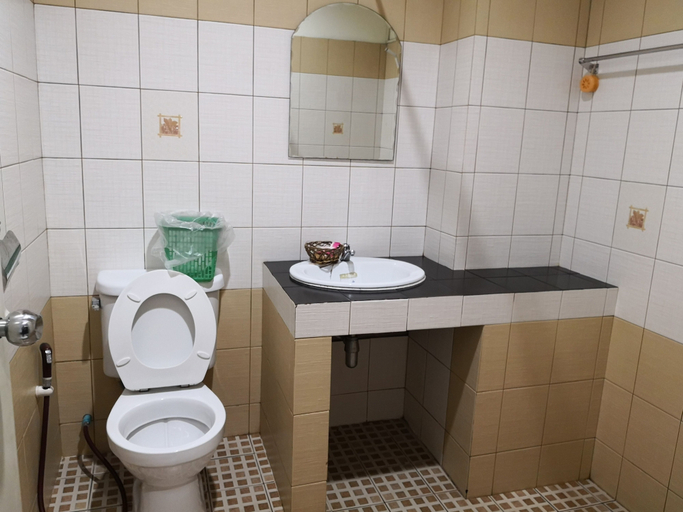 Bathroom 4, View Inn, Seka