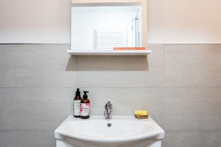 Others 3, Asso Master Guest apartment, Milano