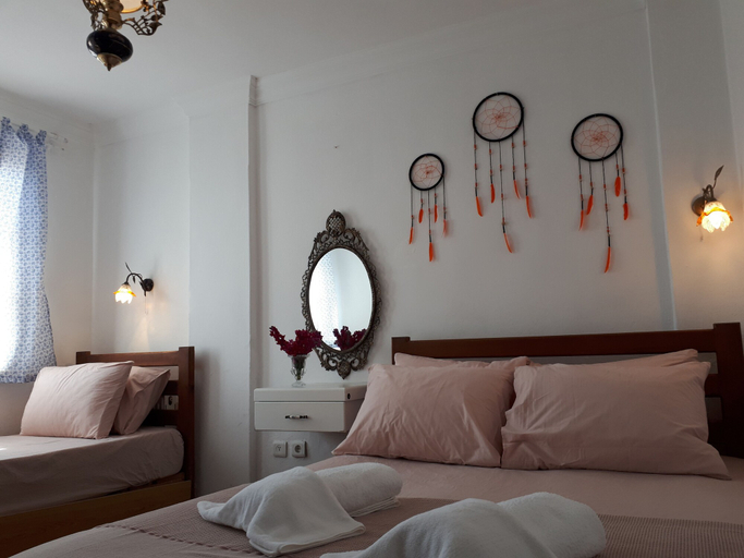 Bedroom 2, Bozcaada Boutique, Bozcaada