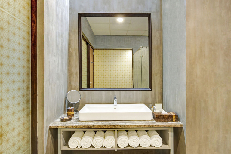 Bathroom 4, Gateway Coorg, Kodagu