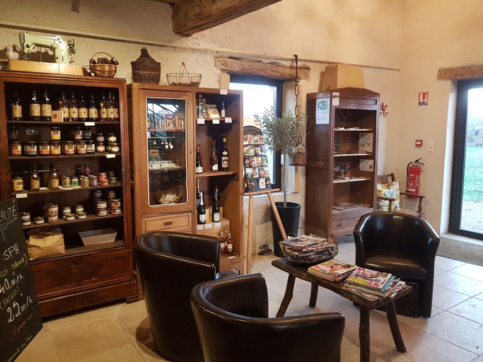 Food & Drinks 4, Le Village Toue des Demoiselles - Slowmoov, Allier