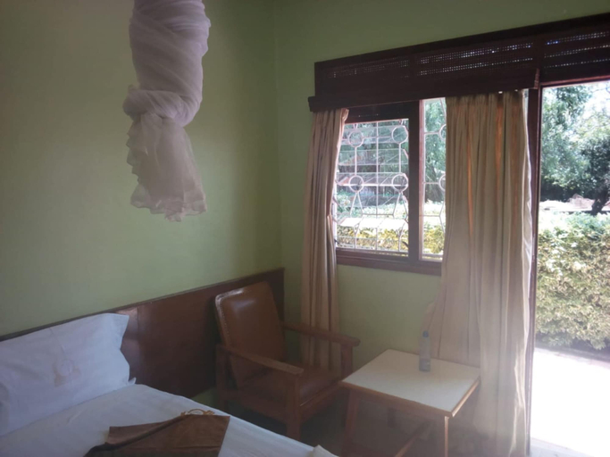 Bedroom 2, Falls Hippo Point Hotel, Laikipia West