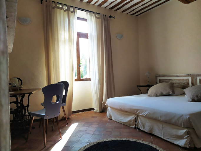 Bedroom 4, Face au Lavoir, Vaucluse