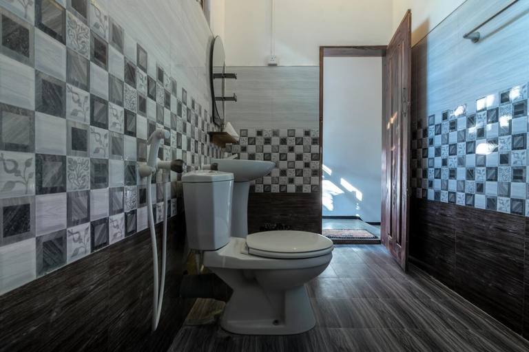 Bathroom 4, Arugam Bay Resort, Pothuvil