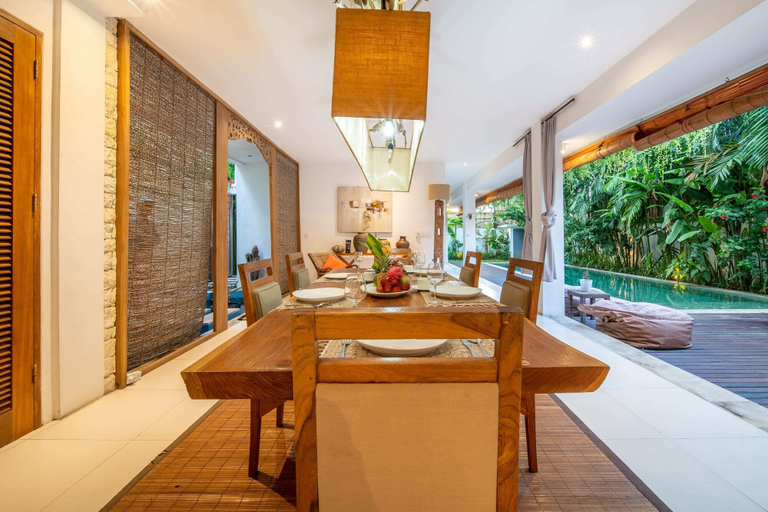 Others 5, Fabulous Private Villa, 3 BR, Canggu With Staff, Badung