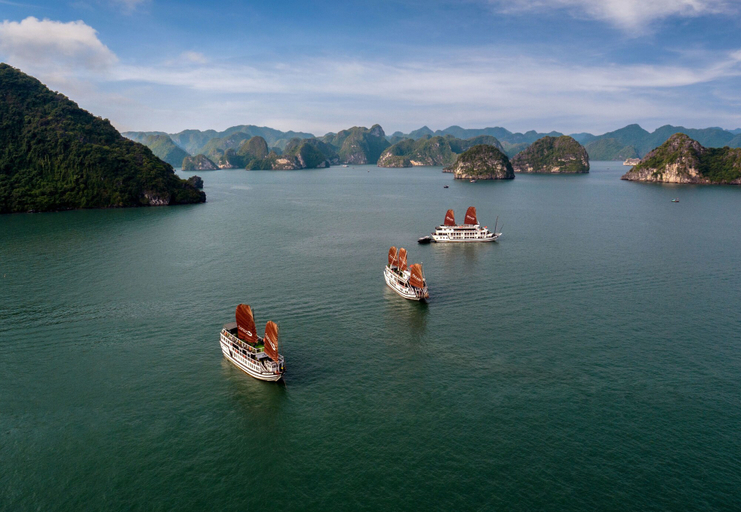 Others 1, Halong Carina Cruise, Hạ Long