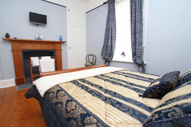 Bedroom 2, Fitzpatrick's Inn, Meander Valley