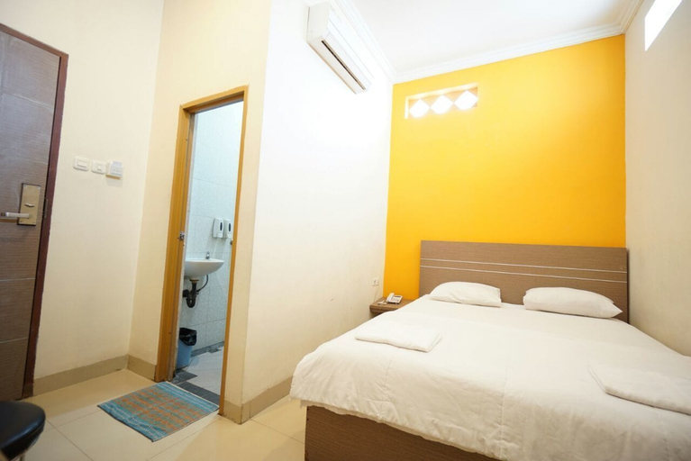 Bedroom 4, Hotel Diamond, Makassar