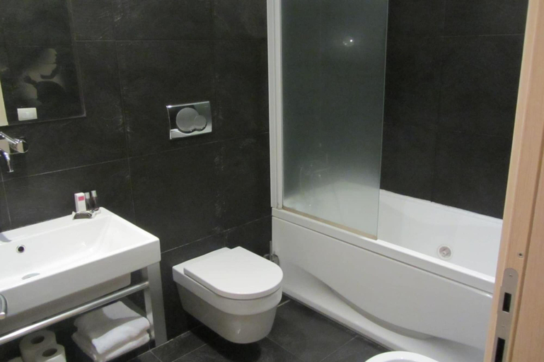 Bathroom 2, Relais San Marco, Rome