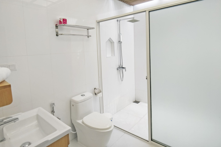 Bathroom 4, Thoddoo Inn