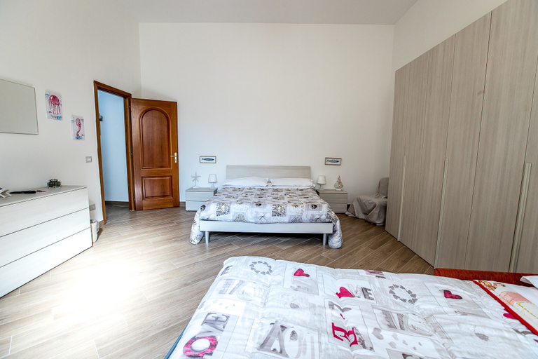 Bedroom 3, Le Mura Antiche, Napoli