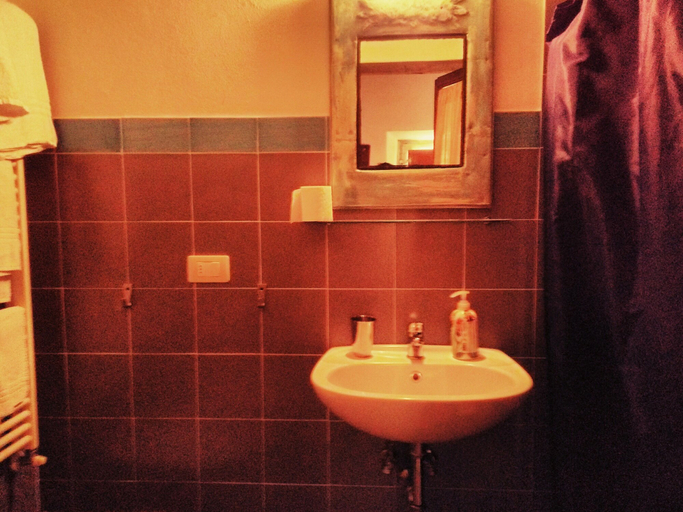 Bathroom, L'Asino Vola, Grosseto