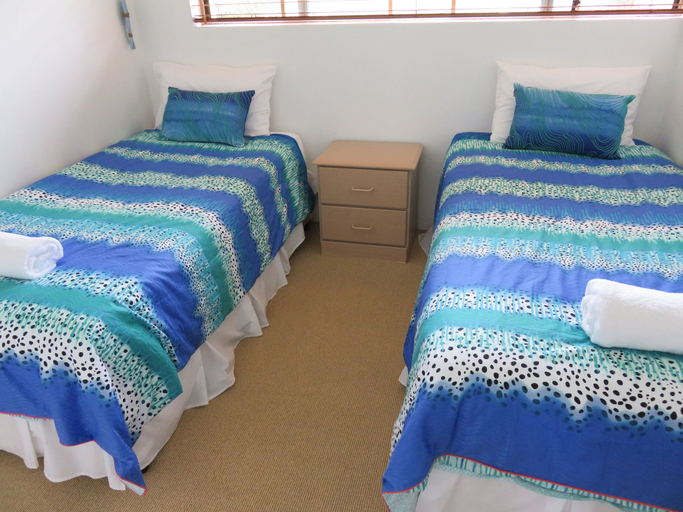 Bedroom 2, Sunseeker Lodge, Noosa - Sunshine-Peregian