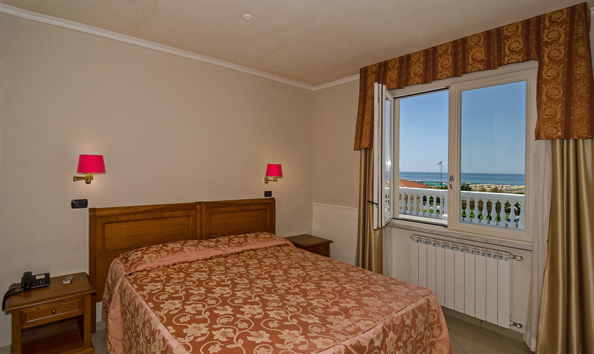 Bedroom 3, Hotel Coluccini, Lucca