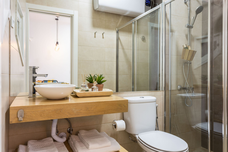 Bathroom 3, Metade Charming Studio in Lisbon Center, Lisbon