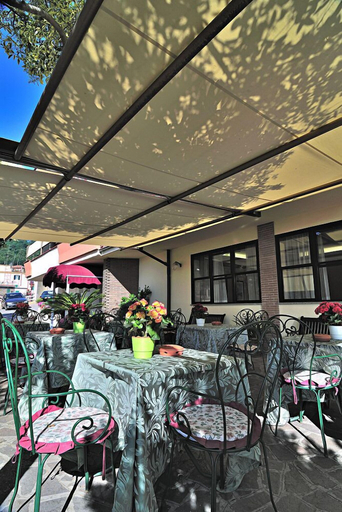 Food & Drinks 5, Albergo Paradiso, Rome
