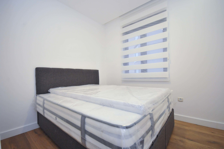 Bedroom 2, Montesa Apartments 2