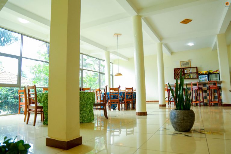 Food & Drinks 3, Lakefront Hotel Entebbe, Entebbe