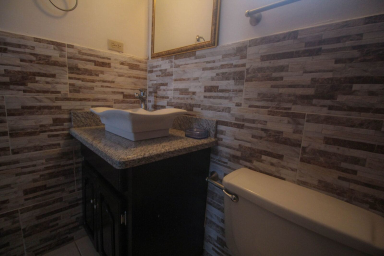 Bathroom 4, Kenwood Villa