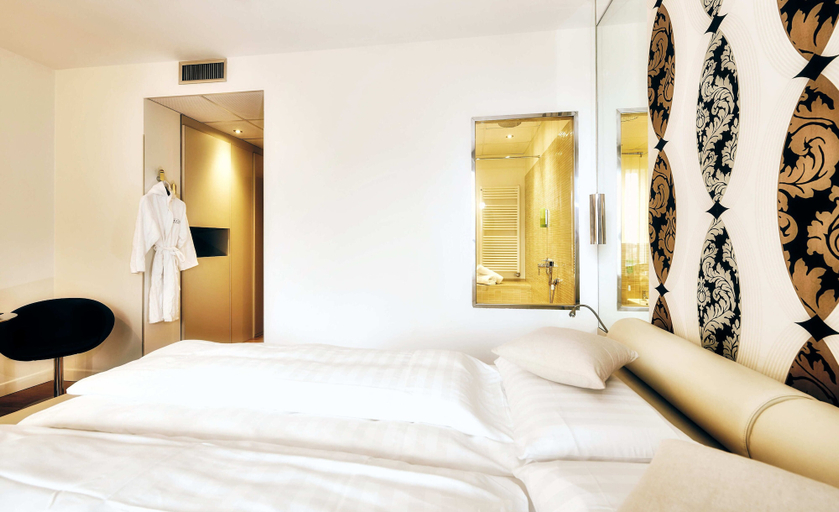 Bedroom 4, Tobago Hotel, Verona
