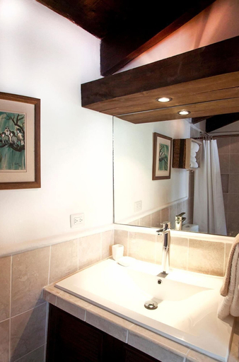 Bathroom 4, Villa Santa Ana Guatemala, Antigua Guatemala