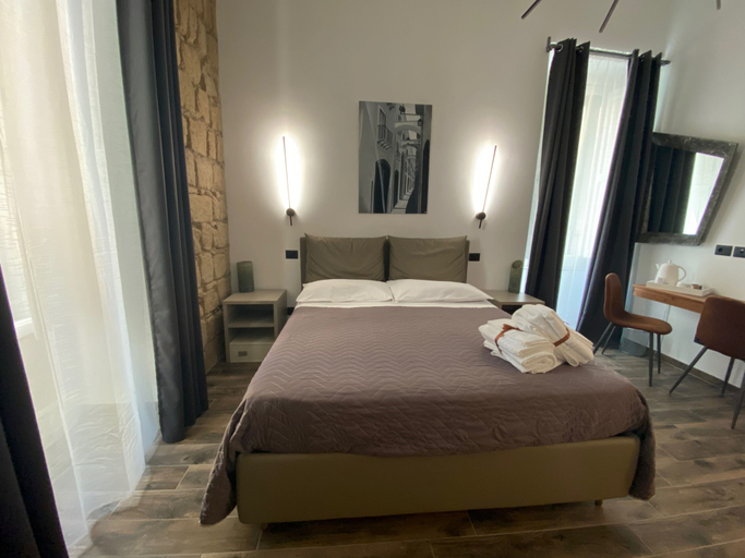 Bedroom 3, Holiday Guesthouse, Salerno