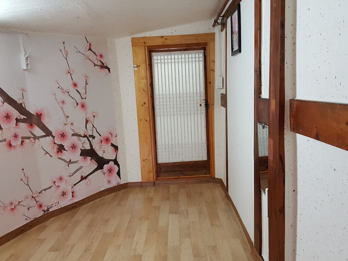 Bedroom 4, Jeonju Hanok Village Gguldanji, Jeonju