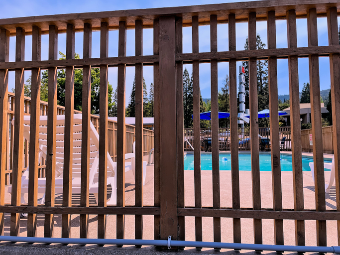 Others 5, Ashland Motel - Oregon, Jackson