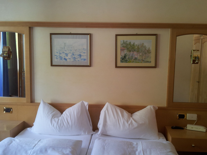 Bedroom 3, Chalet Brigitte, Belluno