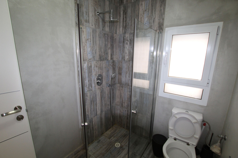 Bathroom 4, The Seasons Beach Design Studio Sea View