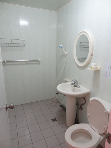 Bathroom 4, Shan Shui-Yuan Vege Guest House, Nantou