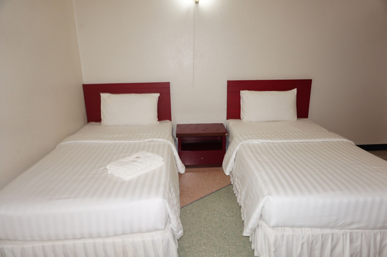 Bedroom 2, Srisomthai Hotel, Muang Ubon Ratchatani