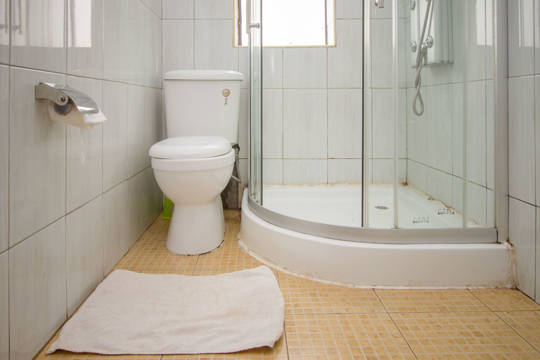 Bathroom 4, Sal's Boutique Hotel, Kampala
