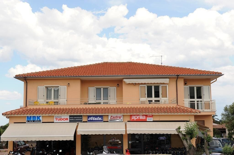 Exterior & Views 2, B&B Le Dune, Nuoro